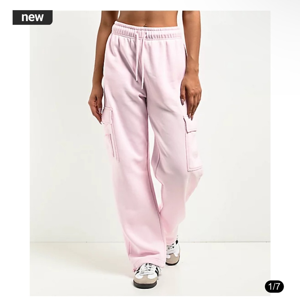 Zumiez Ninth Hall Fundamentals Koa Pink Tulle Cargo relaxed sweatpants